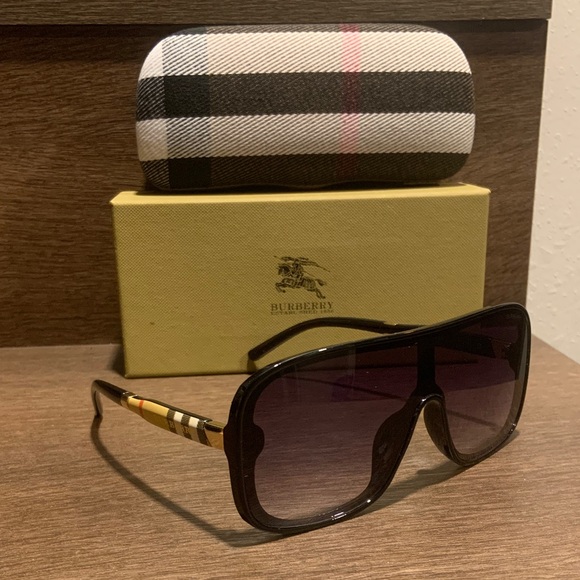 Burberry Accessories - Burberry Black Sunglasses with Gold Detail